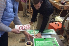 basteln des "Mitmachdisplays"
